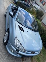 Peugeot 206 CC Platinum 110 Automatik Platinium - Peugeot 206 mit Benzin-Antrieb: Cabrio, Automatik