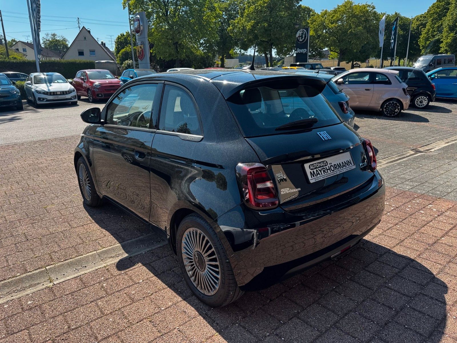 Fahrzeugabbildung Fiat 500 e Icon