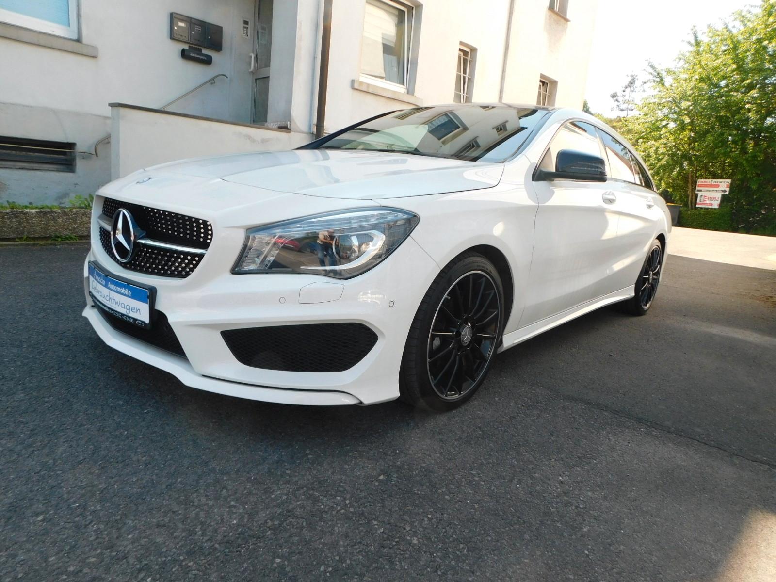 Mercedes-Benz CLA Shooting Brake 220 CDI / AMG Line/7Gtronic