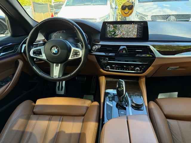 BMW 530 d TOURING xDrive M SPORT PANORAMA|KAMERA|AHK