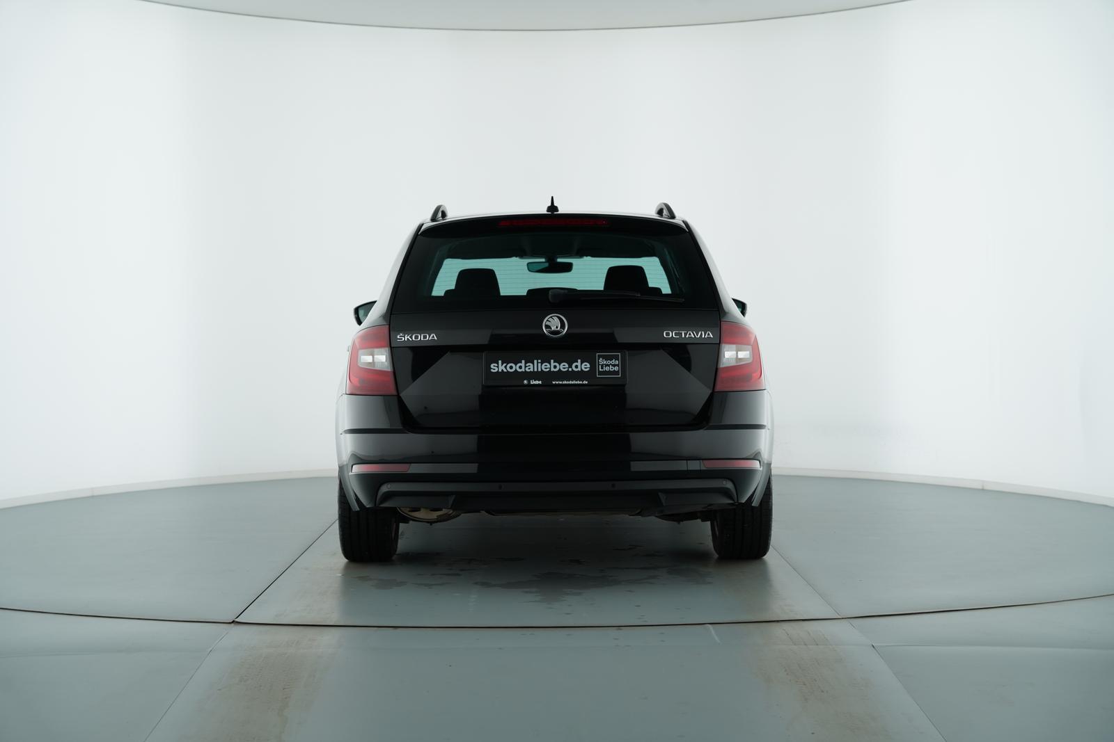Skoda OCTAVIA COMBI TOUR 1.5TSI SCHECKHEFTGEPFLEGT uvm