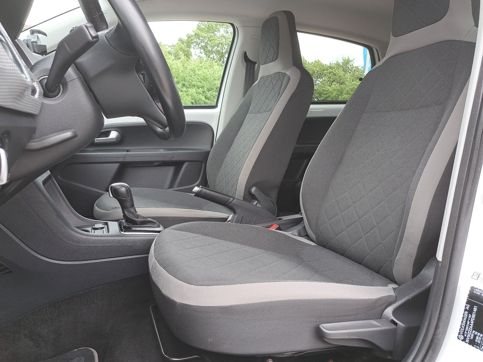 Volkswagen e-up! - Bild 19
