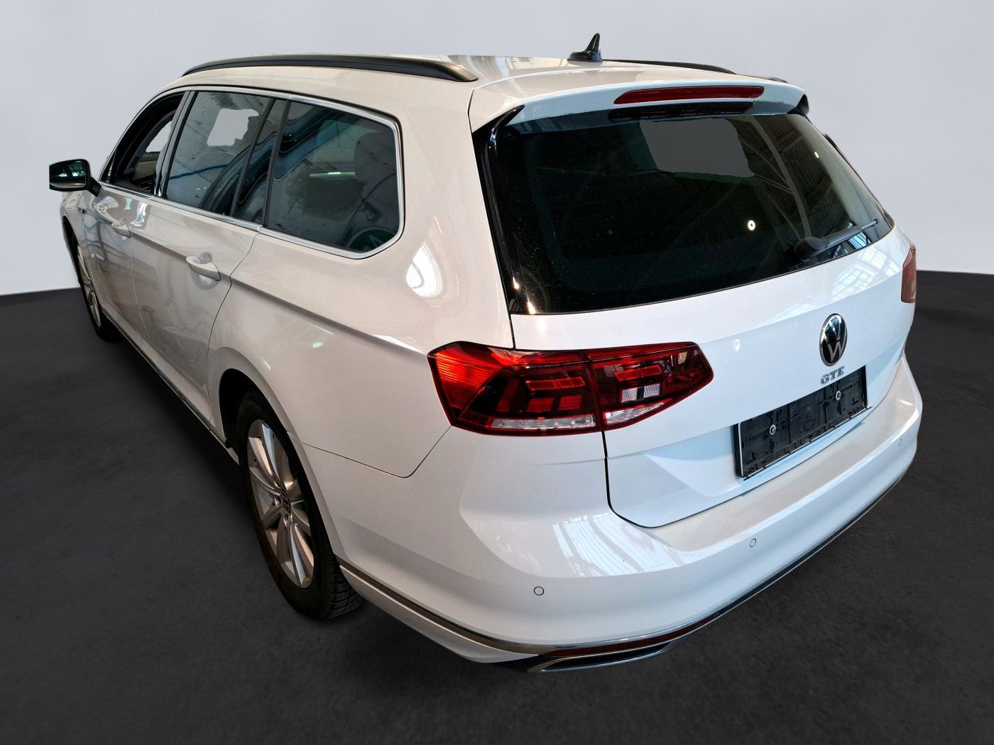 Volkswagen Passat Var. GTE 1.4 TSI DSG AHK Navi LED RFK ACC foto 4
