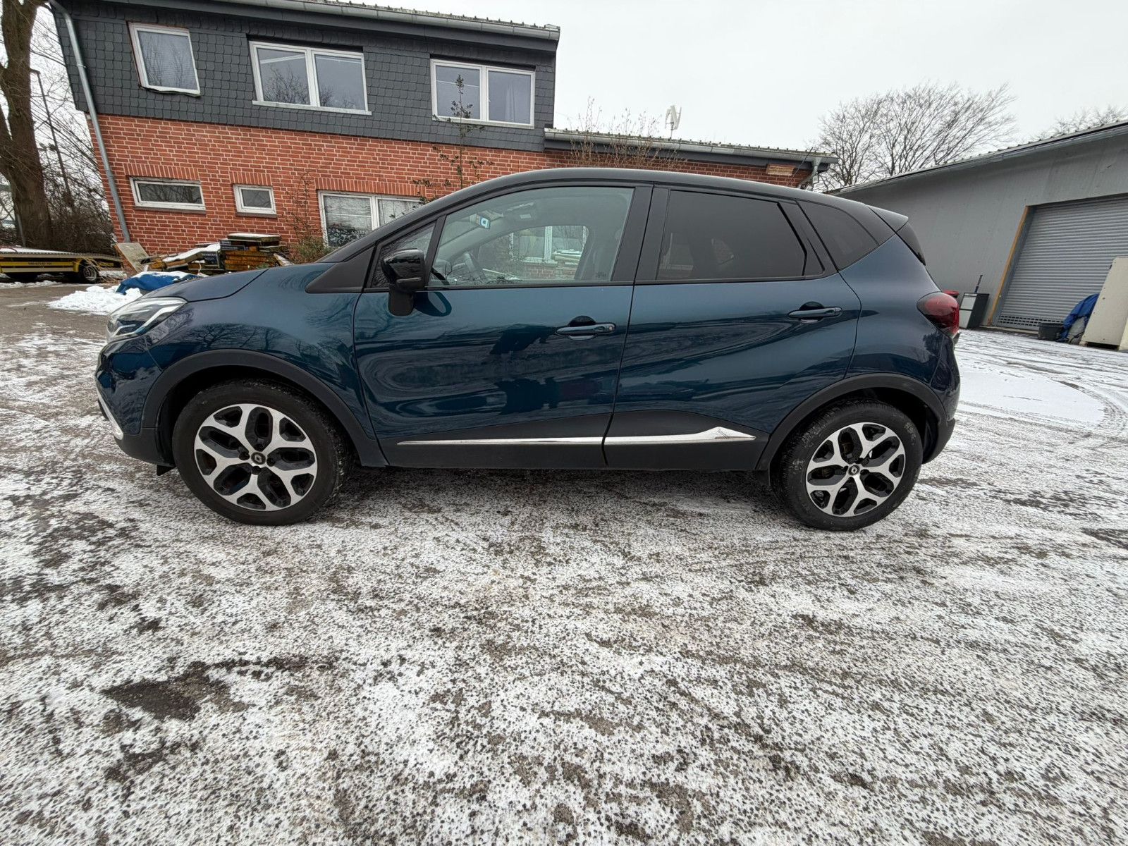 RENAULT Captur