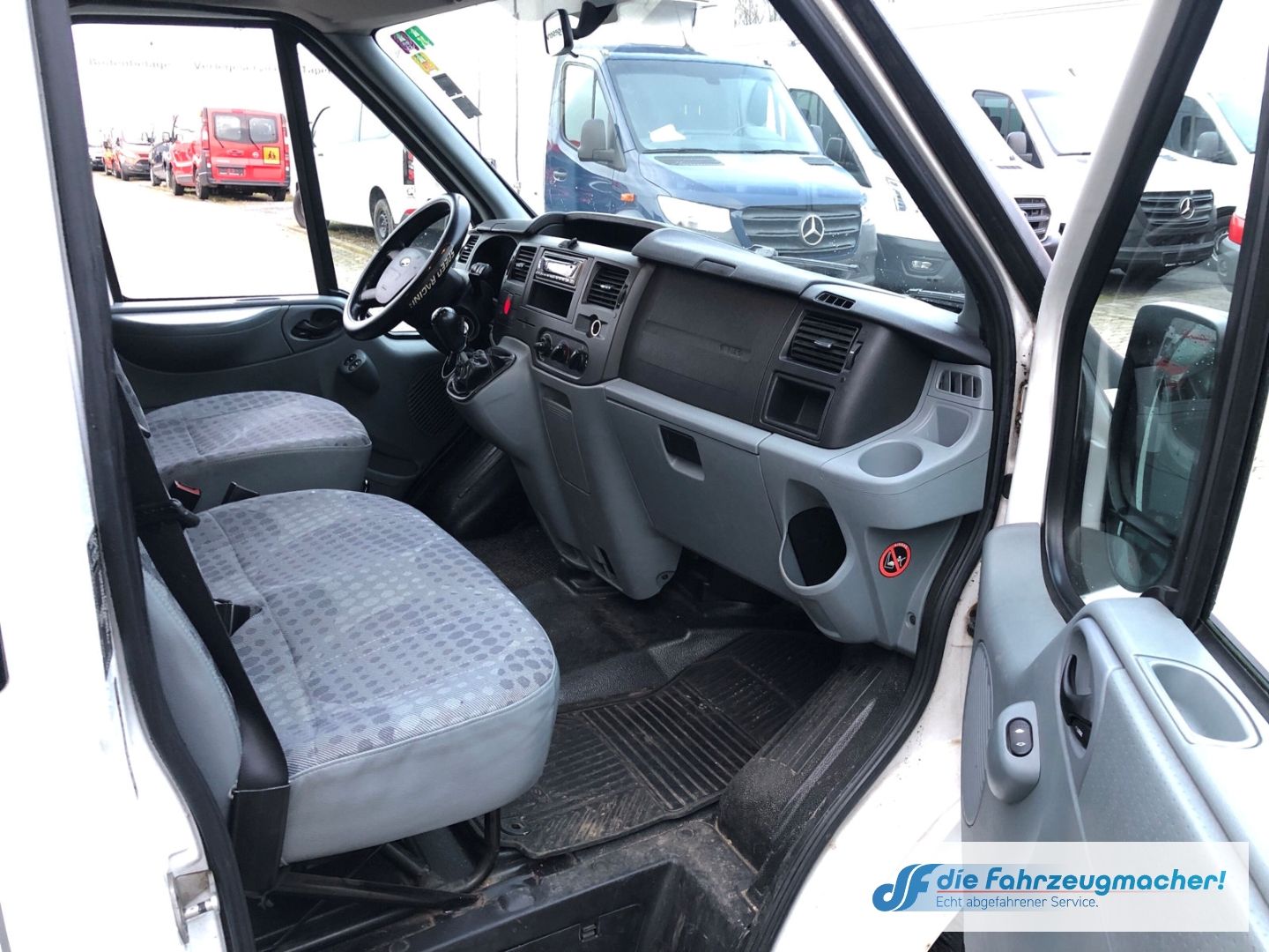 Fahrzeugabbildung Ford Transit Kombi FT 280 K 2.2 TDCI *EXPORT