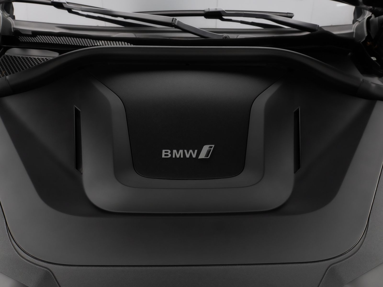 Fahrzeugabbildung BMW iX3 Impressive M Sport 360°HUD DAB H/K AHK Komfo