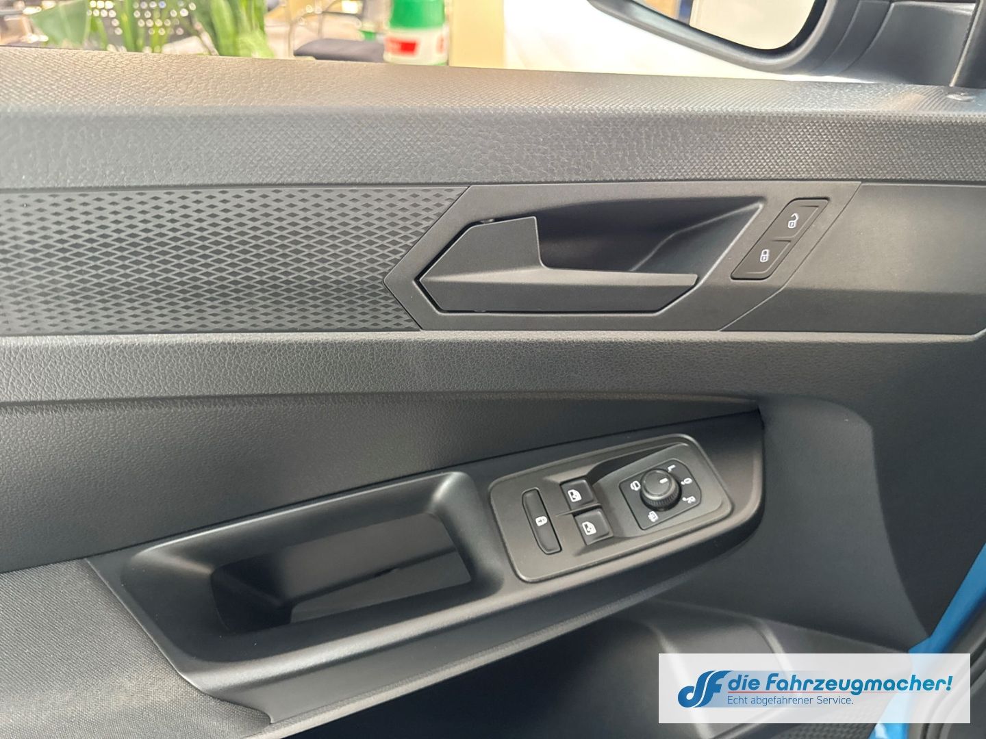 Fahrzeugabbildung Volkswagen Caddy California 2.0 TDI EU6d Panorama Navi LED