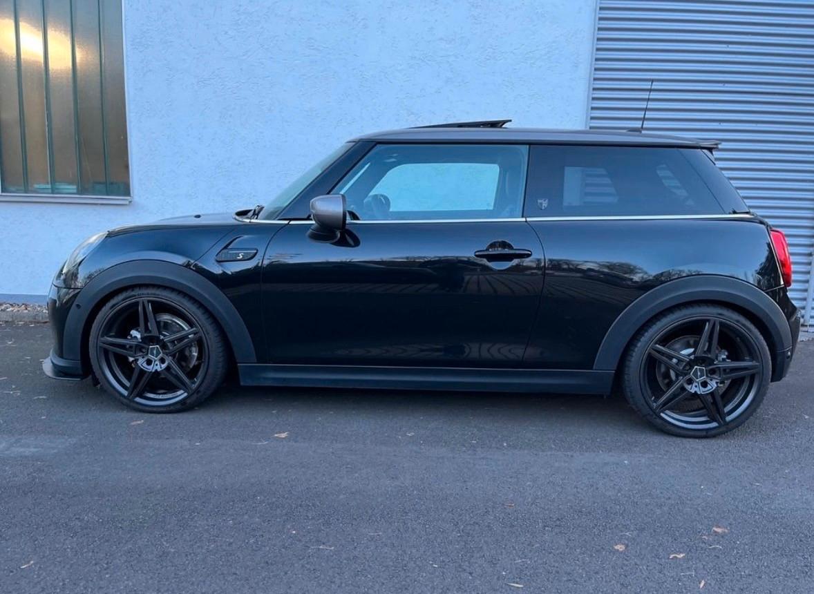 MINI Cooper SE Yours AC Schnitzer JAHRESSTART