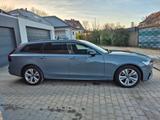 Volvo V90 B4 D Ultimate Dark Auto Ultimate Dark - Volvo V90 aus 2023
