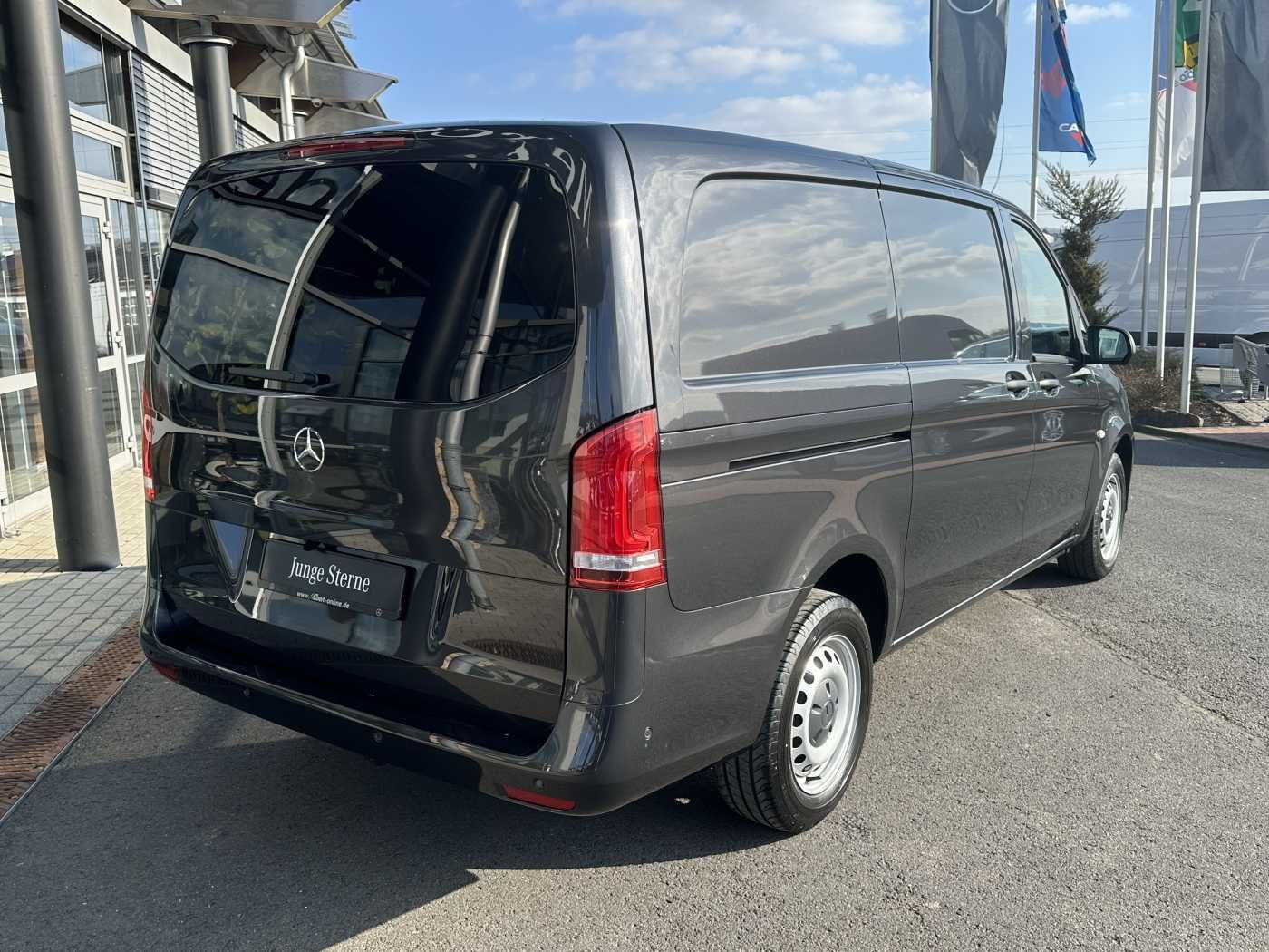 Fahrzeugabbildung Mercedes-Benz Vito 116 CDI 9G Klima AHK LED Audio40 Kamera