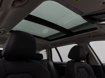 Fahrzeugabbildung BMW 530e xD Tour Pano ACC Kamera360° Sportsizt