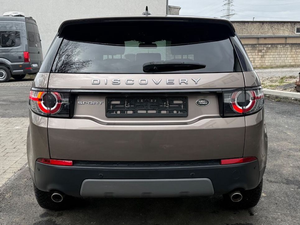Fahrzeugabbildung Land Rover Discovery Sport SE AWD