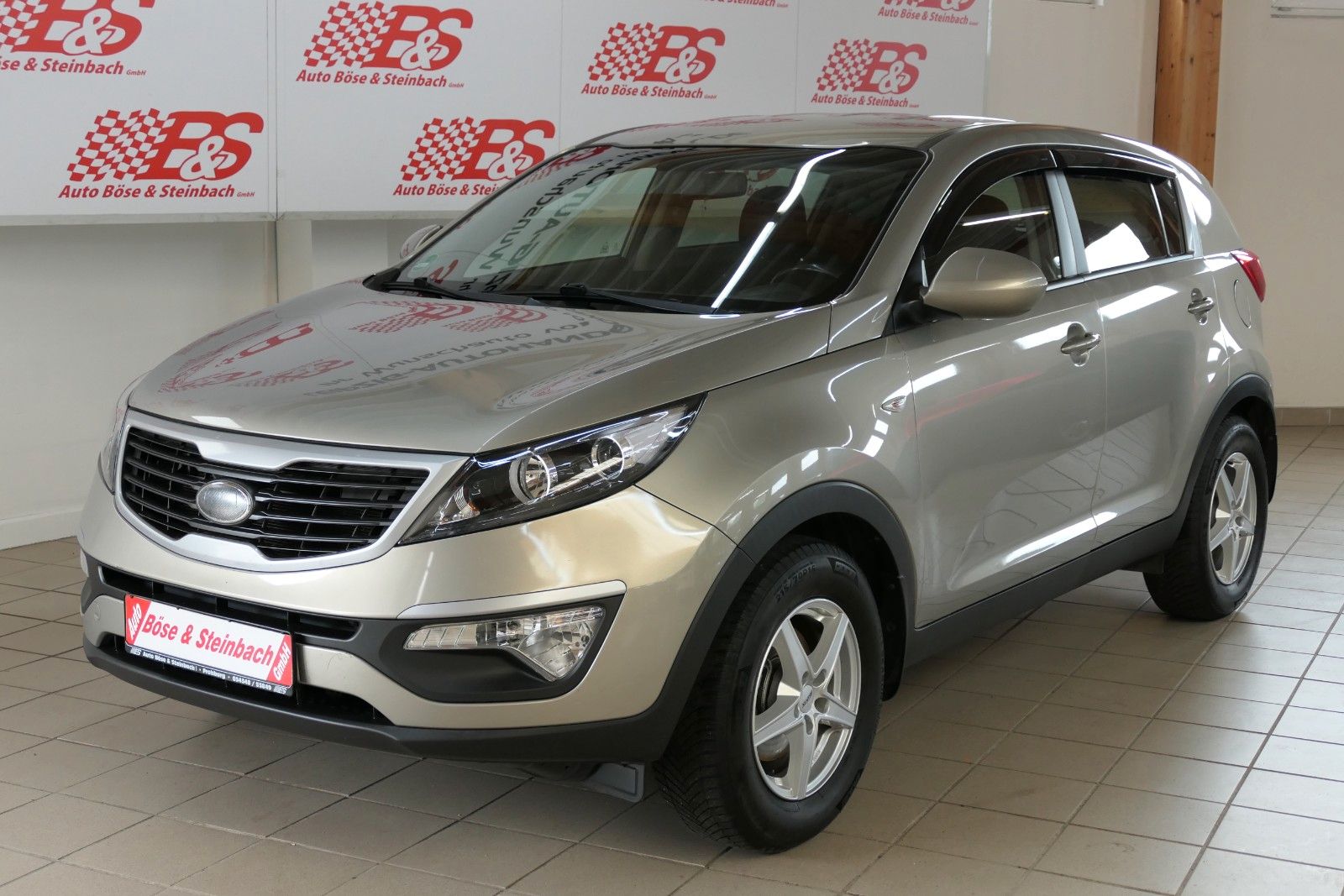 KIA Kia Sportage "ATTRAC" 2WD *KLIMA*AHK*STHZ.*PDC*