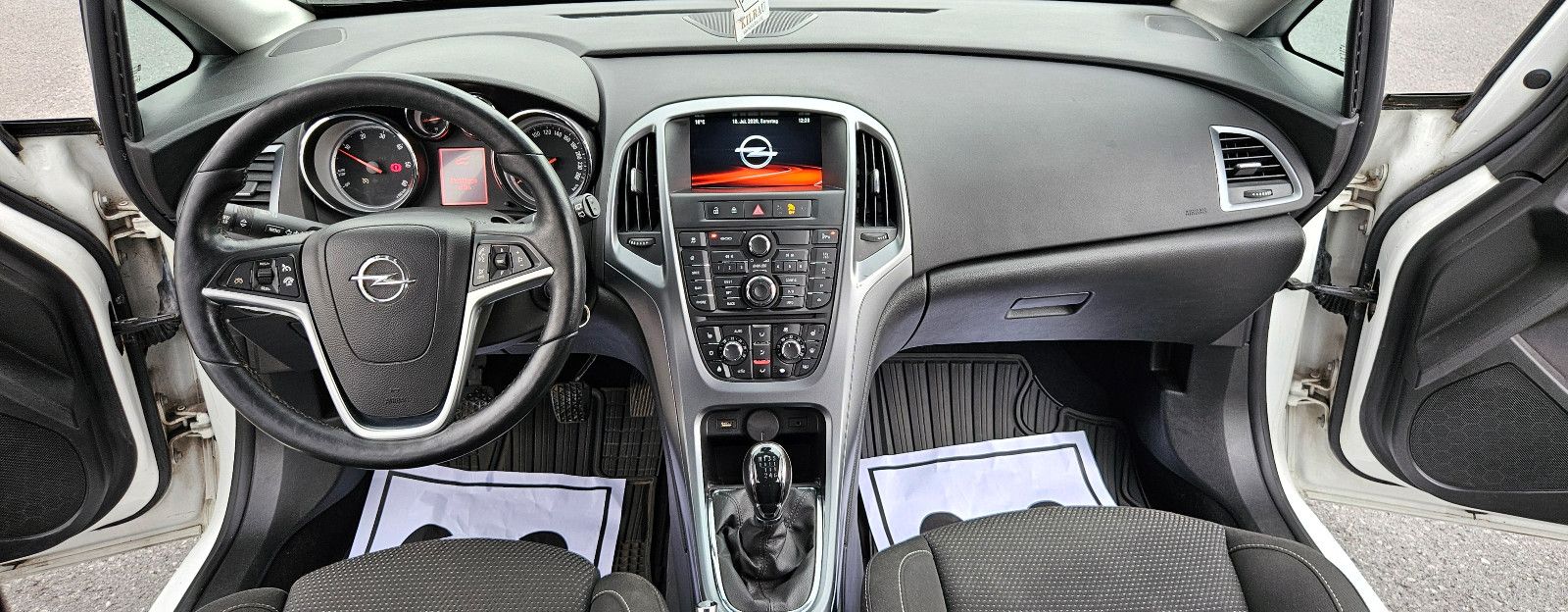 OPEL Astra J Sports Tourer Edition EURO 6 TÜV 07.2028