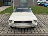 Ford Mustang Convertible 289Cui  V8  4-Gangschalter - aus 1966: Cabrio