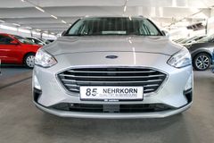 Fahrzeugabbildung Ford Focus Cool & Connect NAVI + WinterPaket + PDC