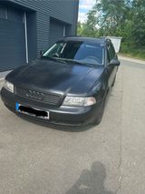 Audi a4b5. 1.8, tüv April 2026 - Audi A4 aus 1996: 2.8