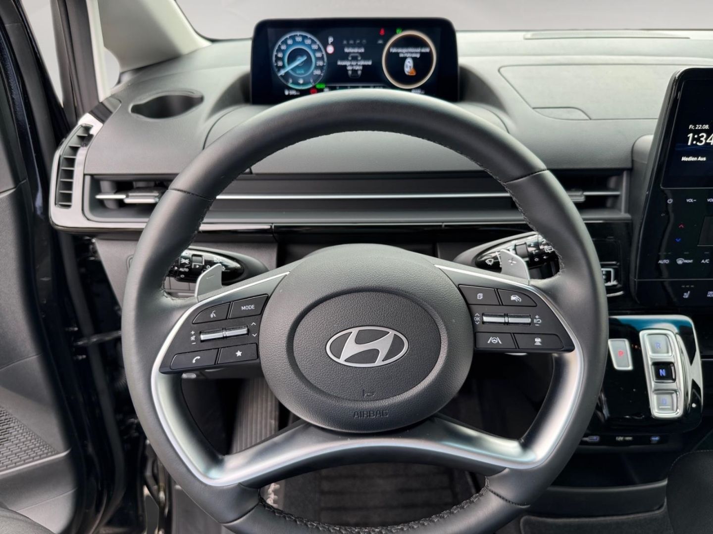 Hyundai Staria – Bild 9