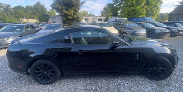 Ford Mustang - 6