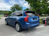 Volvo XC90  D5 AWD R-Design/7Sitze/AHK/360°kam - blaue Volvo XC90