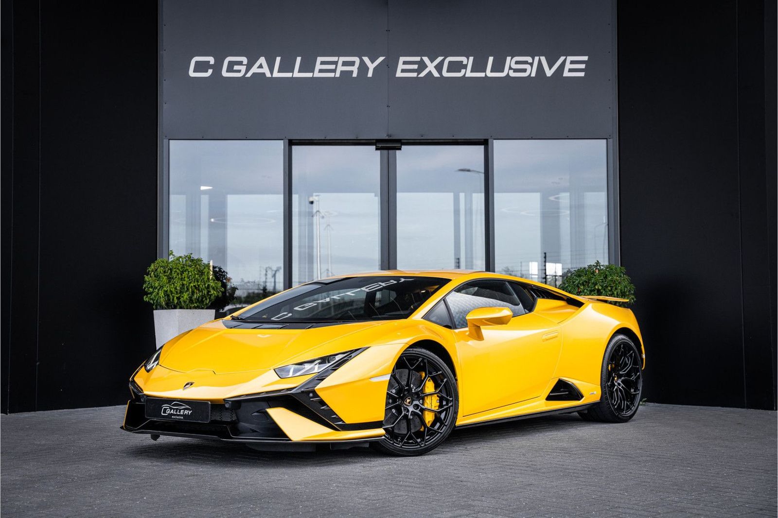 Lamborghini Huracán 5.2 V10 Tecnica RWD - Giallo Inti | Fabr imagem 3
