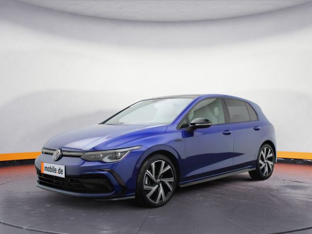 Volkswagen Golf 8 2.0 TSI DSG R-Line IQ.LIGHT NAVI PANORAMA