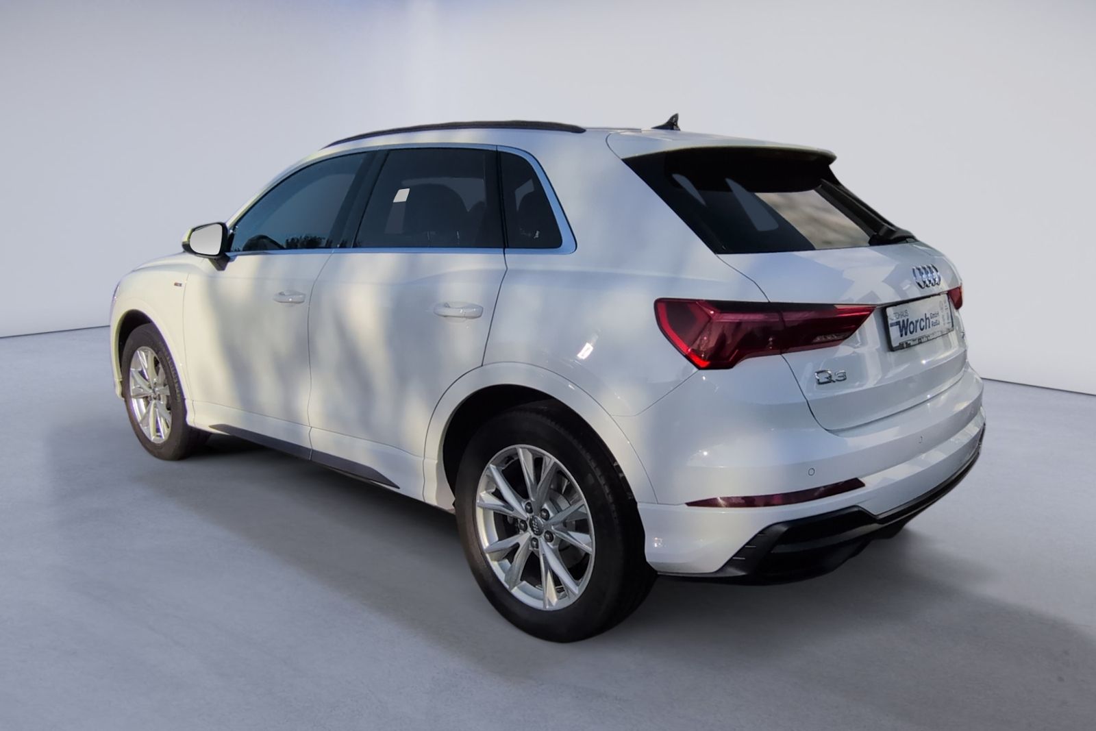 Q3 35 TFSI S tronic S Line AHK+GRA+LED