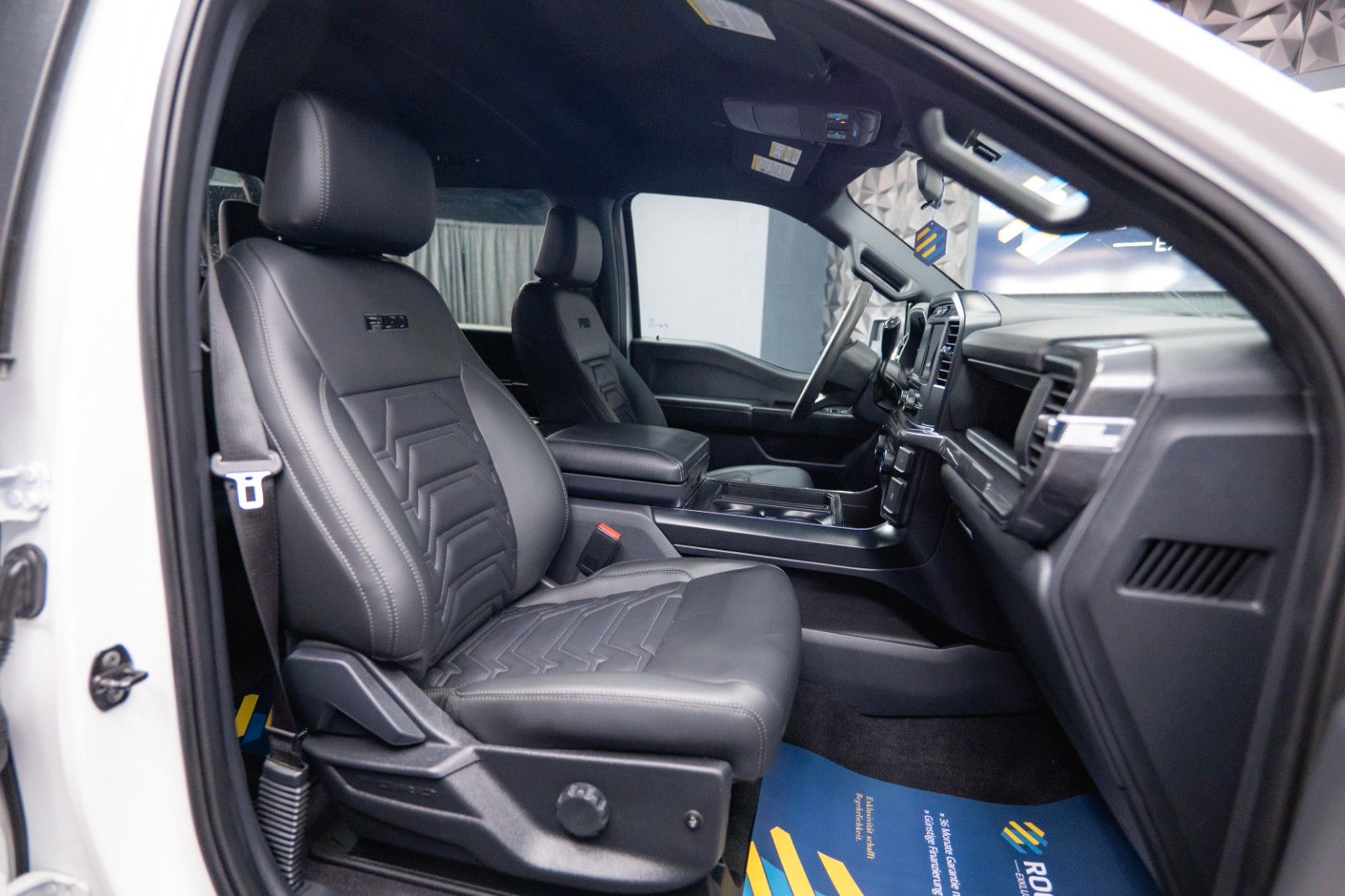 Fahrzeugabbildung Ford F150 5.0L V8 4x4 Offroad SuperCrew RAPTOR 19%