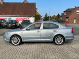 Skoda Octavia Limo 1.8, Aut., Xenon, Leder, Scheckheft - gebrauchte Skoda Octavia aus dem Jahr 2010