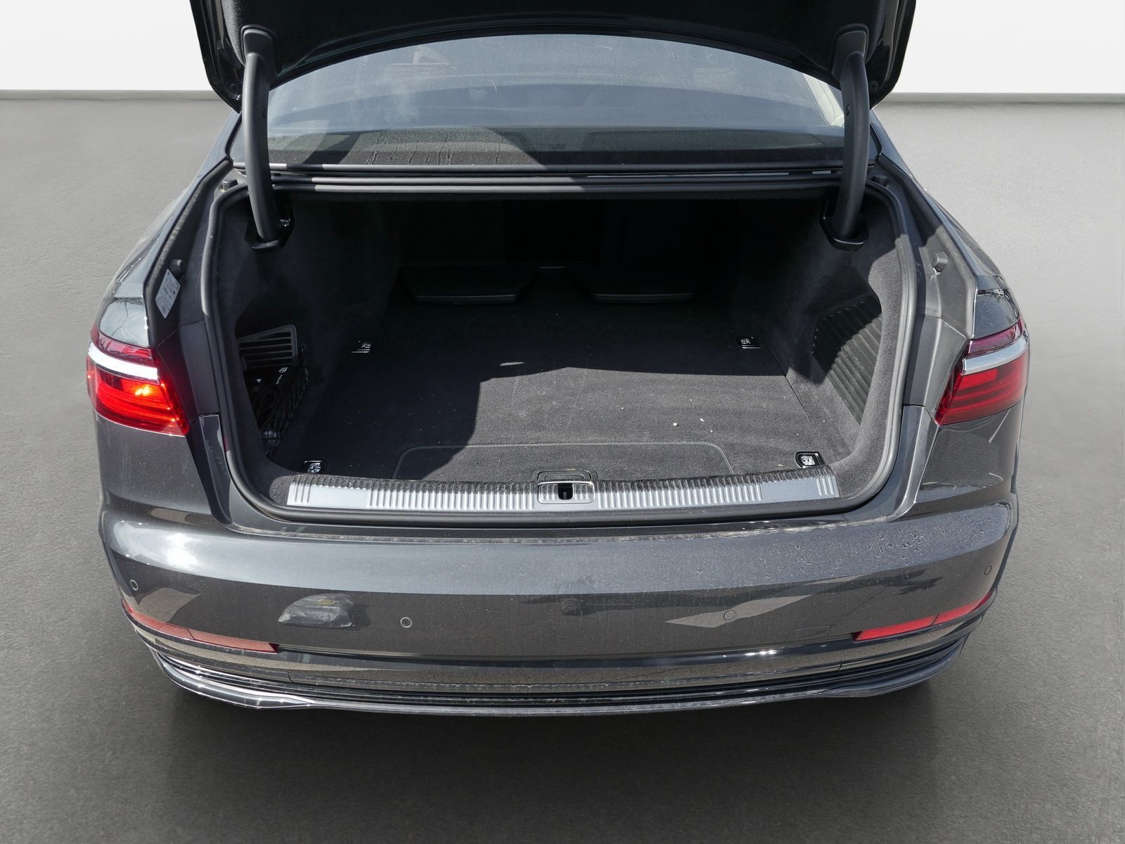 Audi A8 - Bild 12