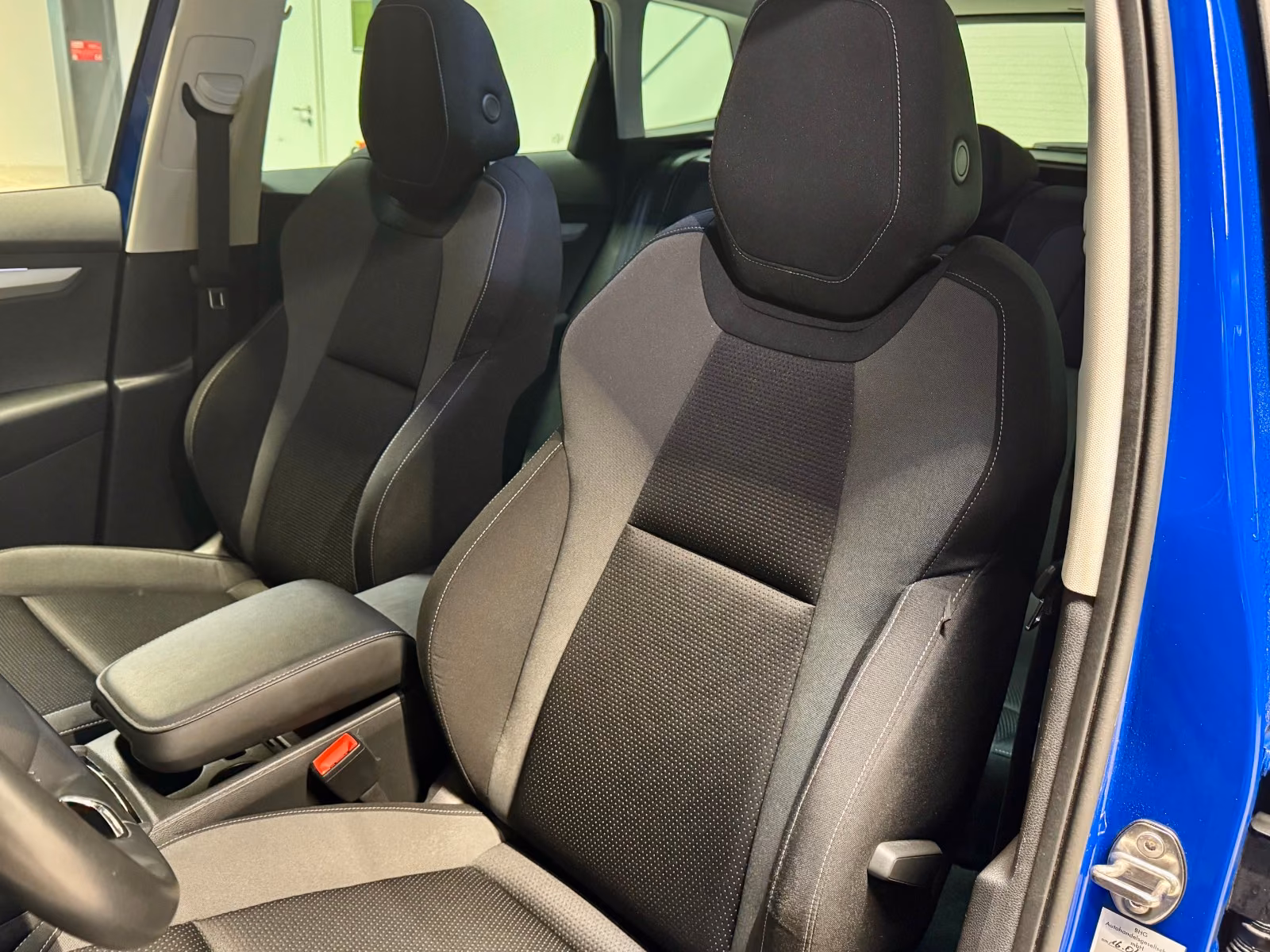 Skoda Karoq TOUR 1.5 TSI AUTOM.*AMUNDSEN*SHZ, миниатюра 10