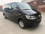Volkswagen T6 Caravelle 2.0TDI DSG1Hand Leder 8Sitzer Rambe - Volkswagen T6 Caravelle in Essen