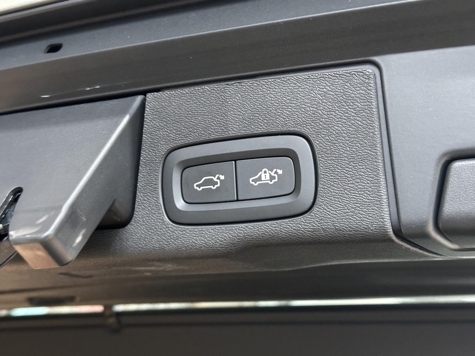 Volvo XC60 Core Leder R.Cam Navi AWD 4xSHZ LED DAB, миниатюра 7