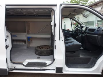 Opel Vivaro - 12