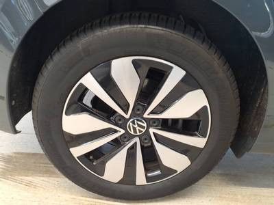 Golf VIII 1.5 eTSI DSG GOAL LED+KAMERA+AHK+ACC+D