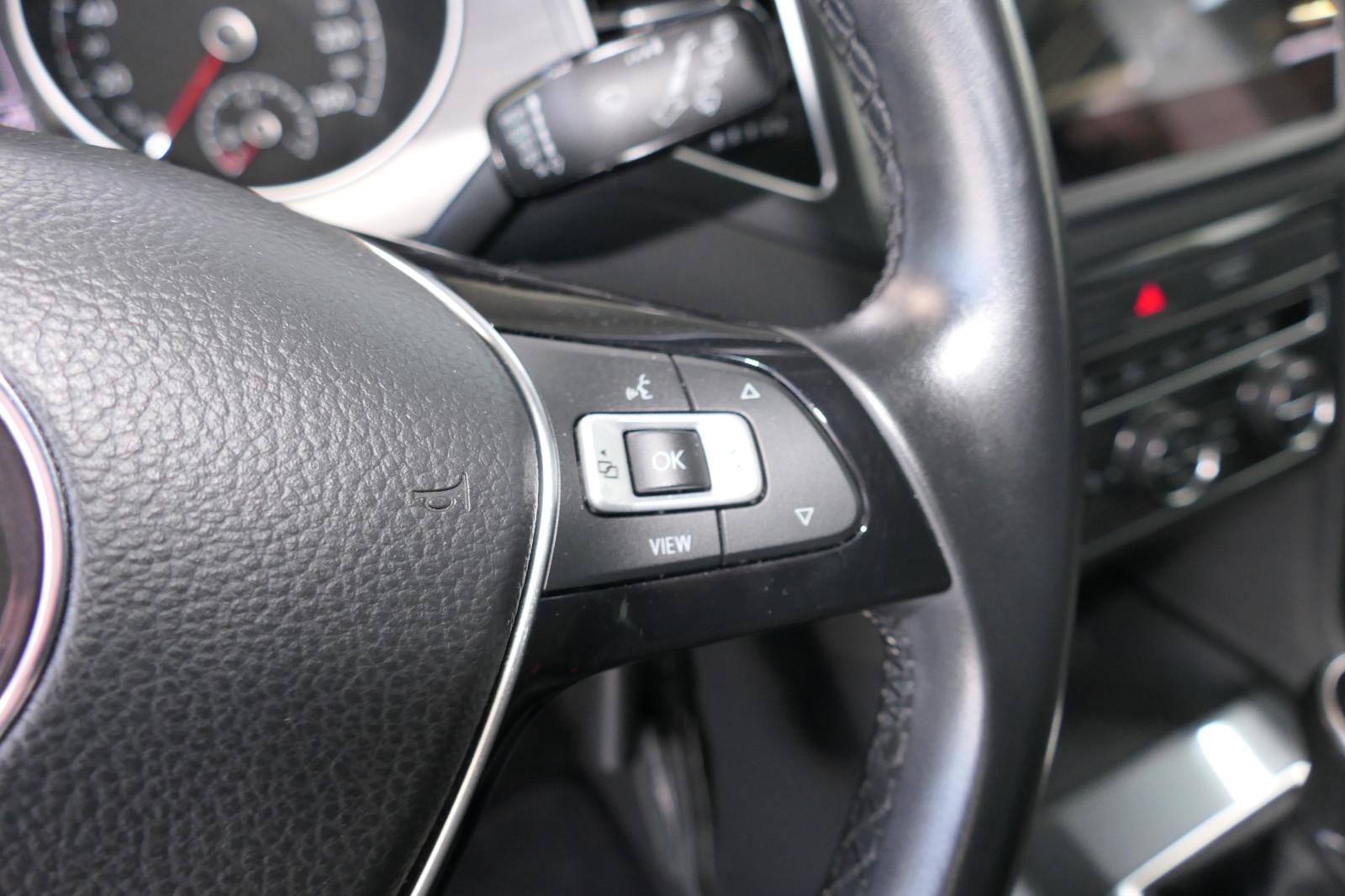 Volkswagen Golf Sportsvan Comfortline Business+LED-Licht, миниатюра 25