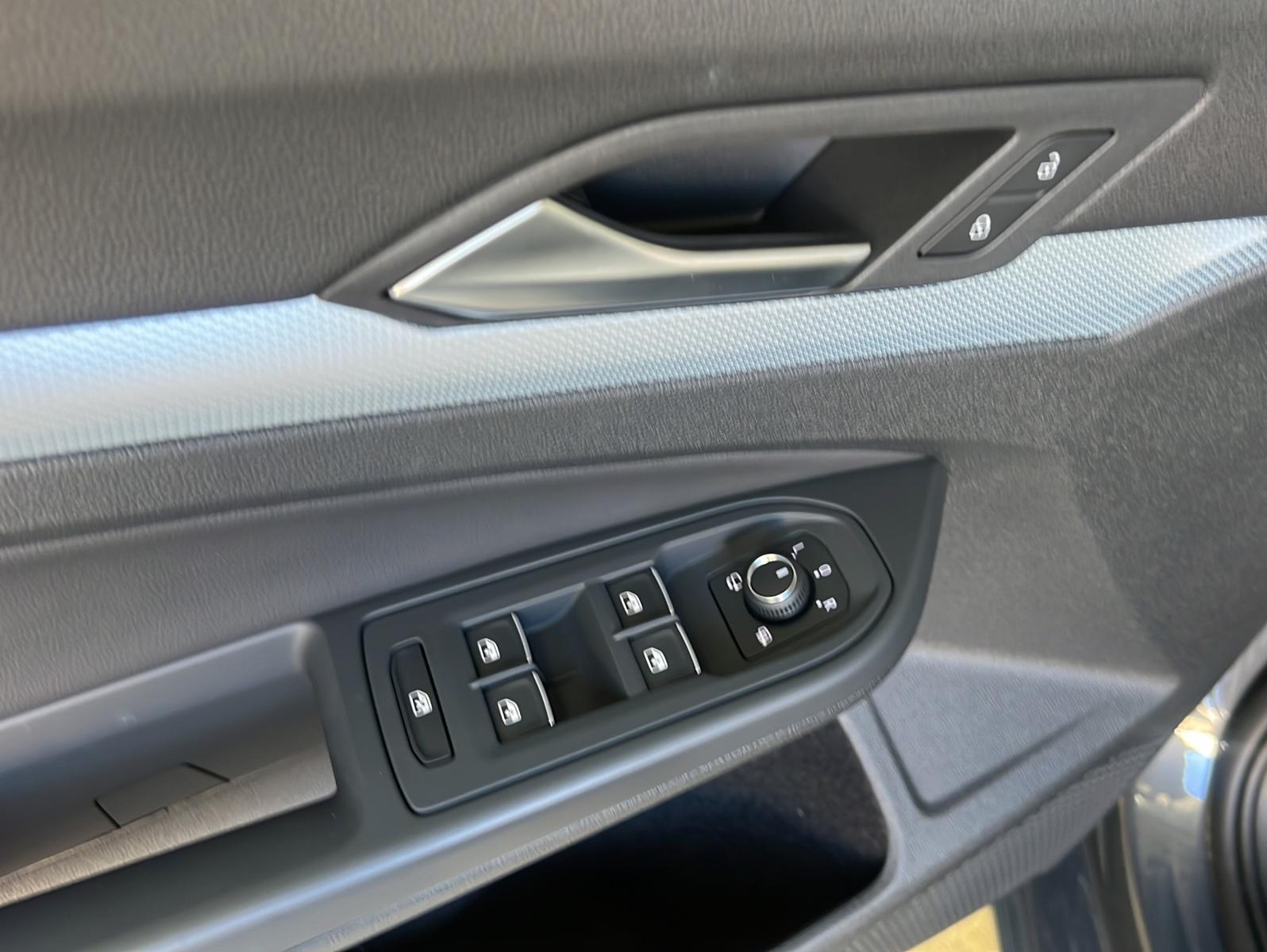 Volkswagen Golf 1.5 TSI mHEV DSG Goal*Navi*LED+*RearView, миниатюра 6