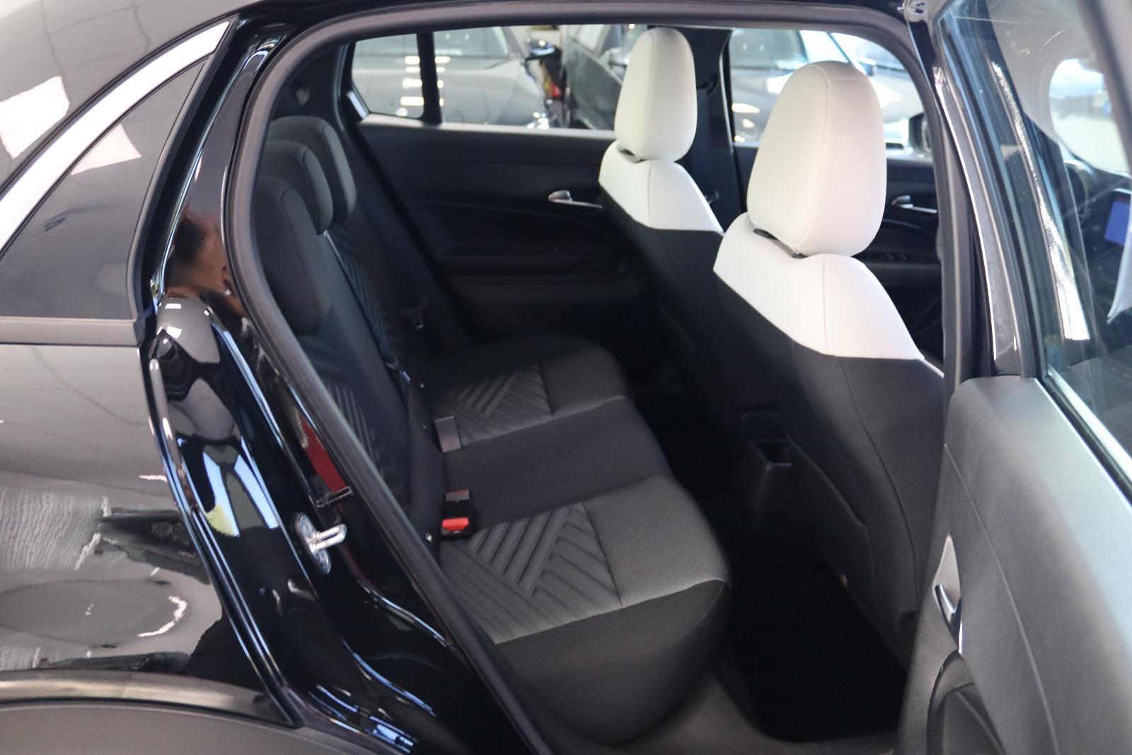Fiat 600 1.2 Hybrid Basis  * 1.HAND *
