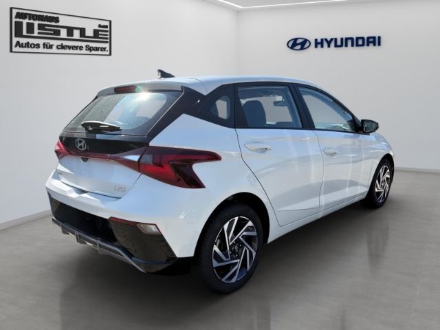 Fahrzeugabbildung Hyundai i20 FL (MY25) 1.0 T-GDI (100 PS) 7-DCT Trend Nav