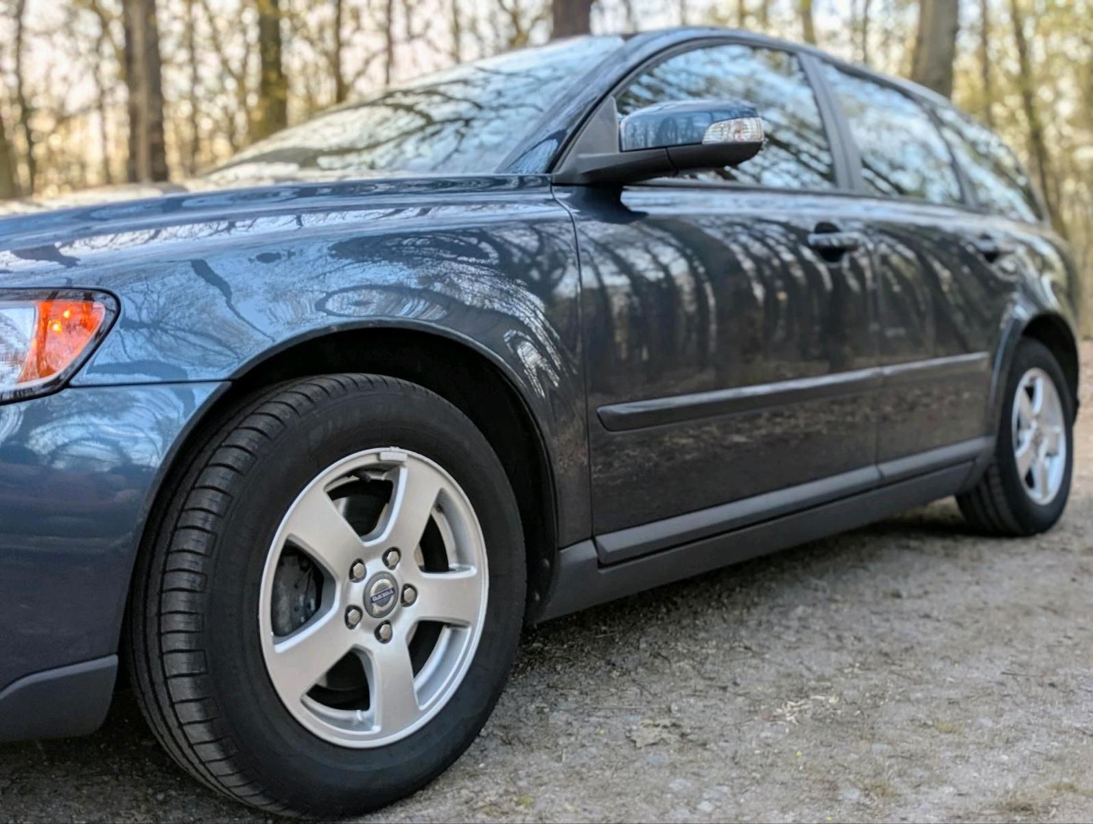 Volvo V50 2009 — photo 8