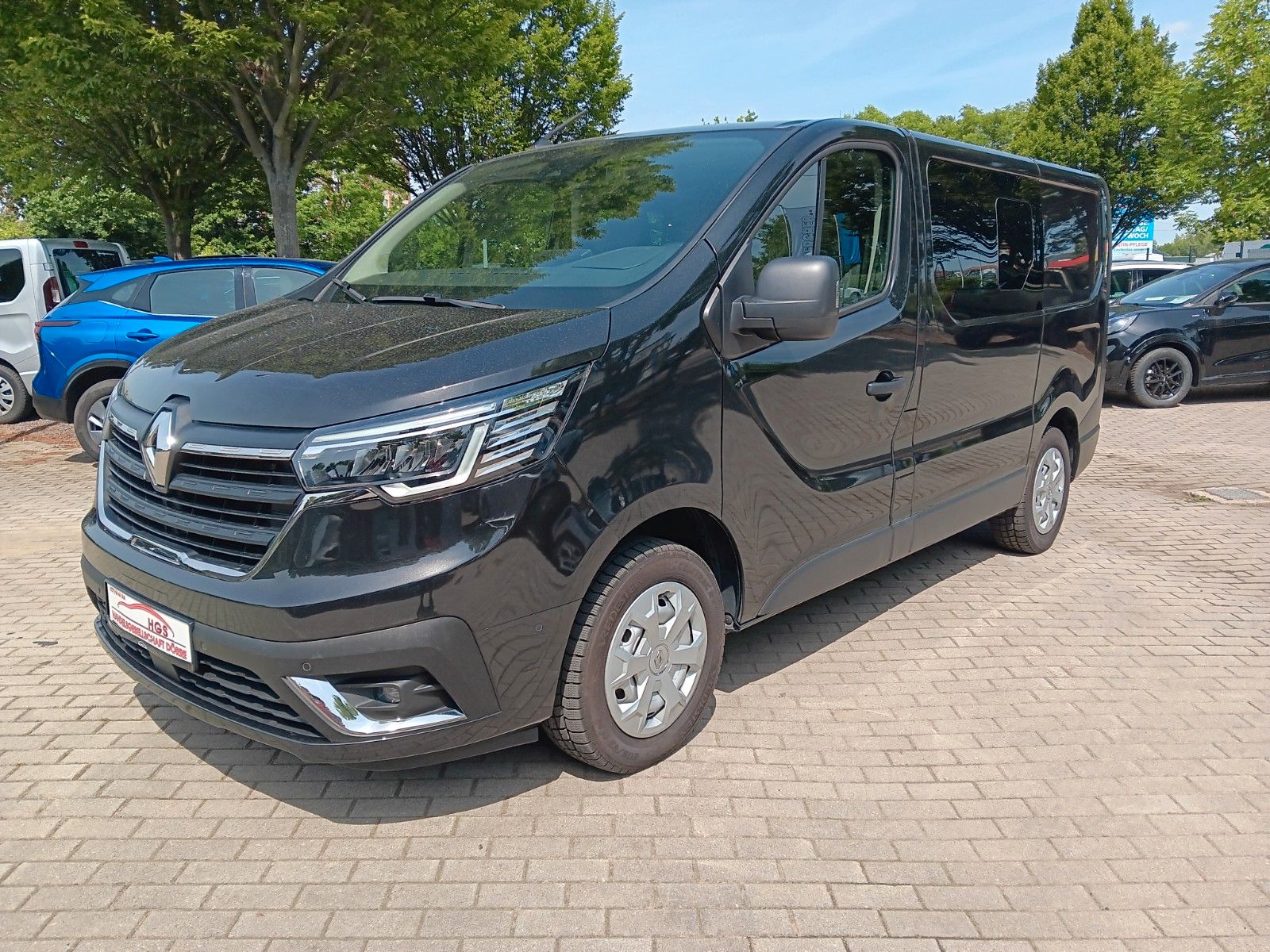 Renault Trafic - 1