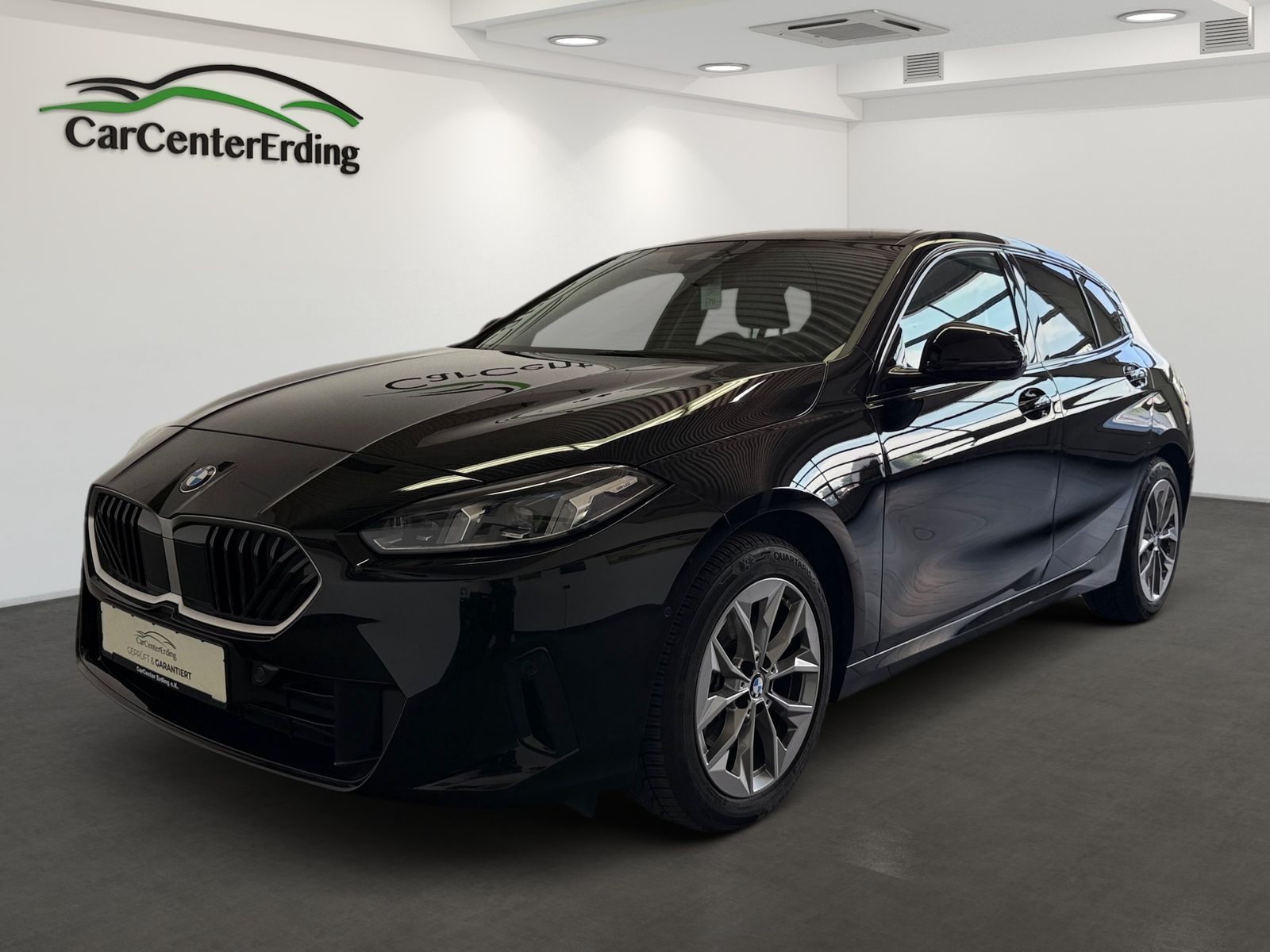 BMW 120i Limousine*a.LED*Navi*Kamera*DriveA*ShadowLi