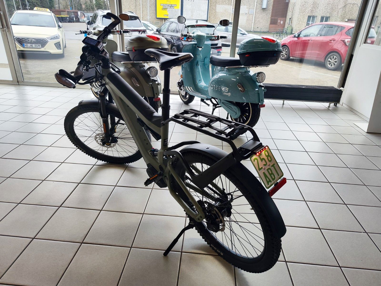 Fahrzeugabbildung Andere Riese & Müller Superdelite GT Rohloff HS