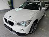 BMW X1 18 d xDrive*AUTOM*BI-XEN*NAVI*SHZ*TMP*1-HAND - Gebrauchtwagen in Köln
