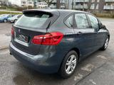 BMW 218 Active Tourer 1.5 Aut.|Navi|PDC|Garantie - BMW 218 Active Tourer in Düsseldorf