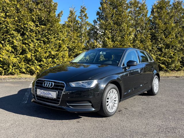 Audi A3 Sportback 1.2 TFSI *Ambiente* LED/Navigation+