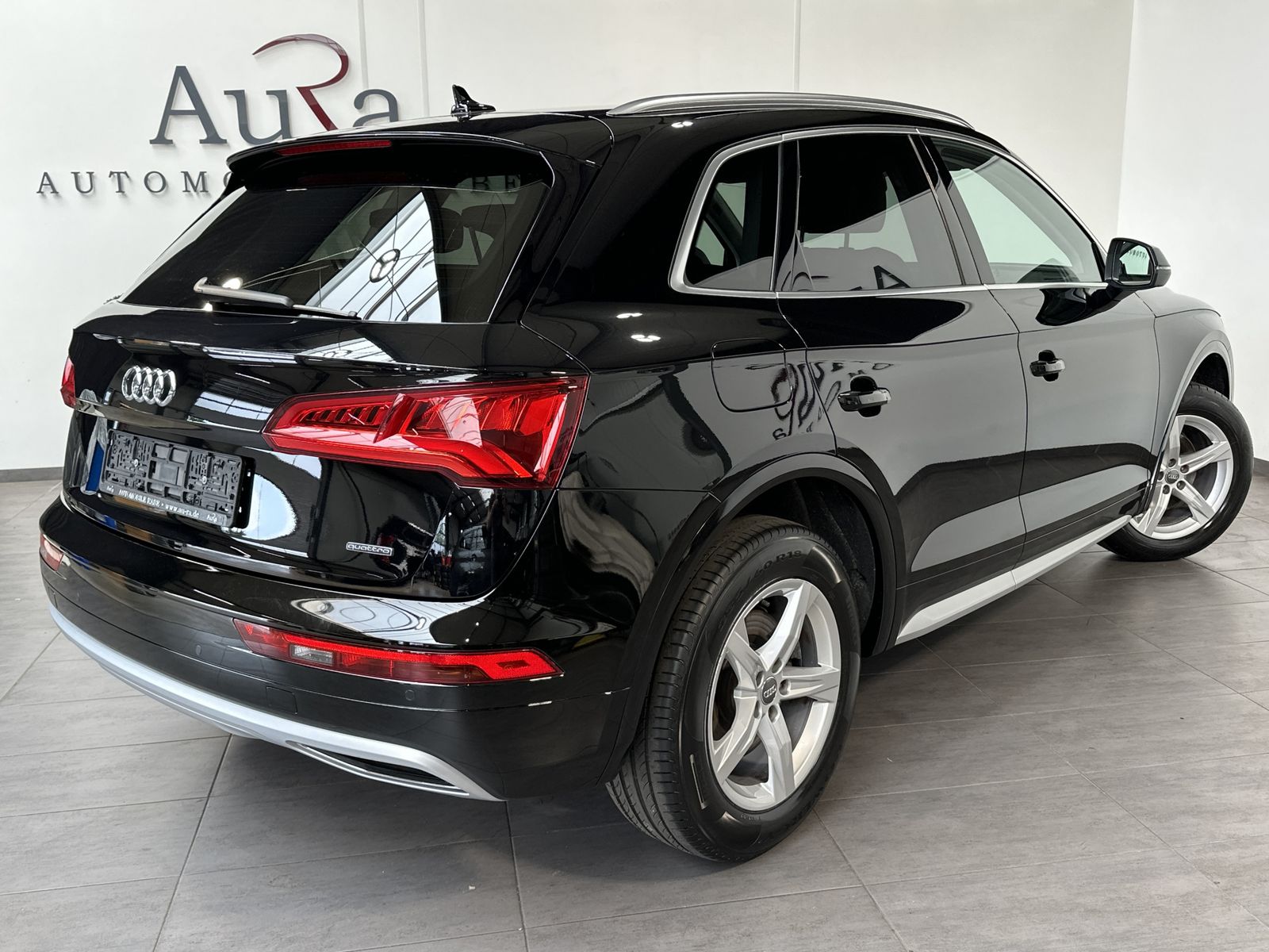 Fahrzeugabbildung Audi Q5 40 TDI Quattro Sport NAV+LED+ACC+HUD+B&O+1HD