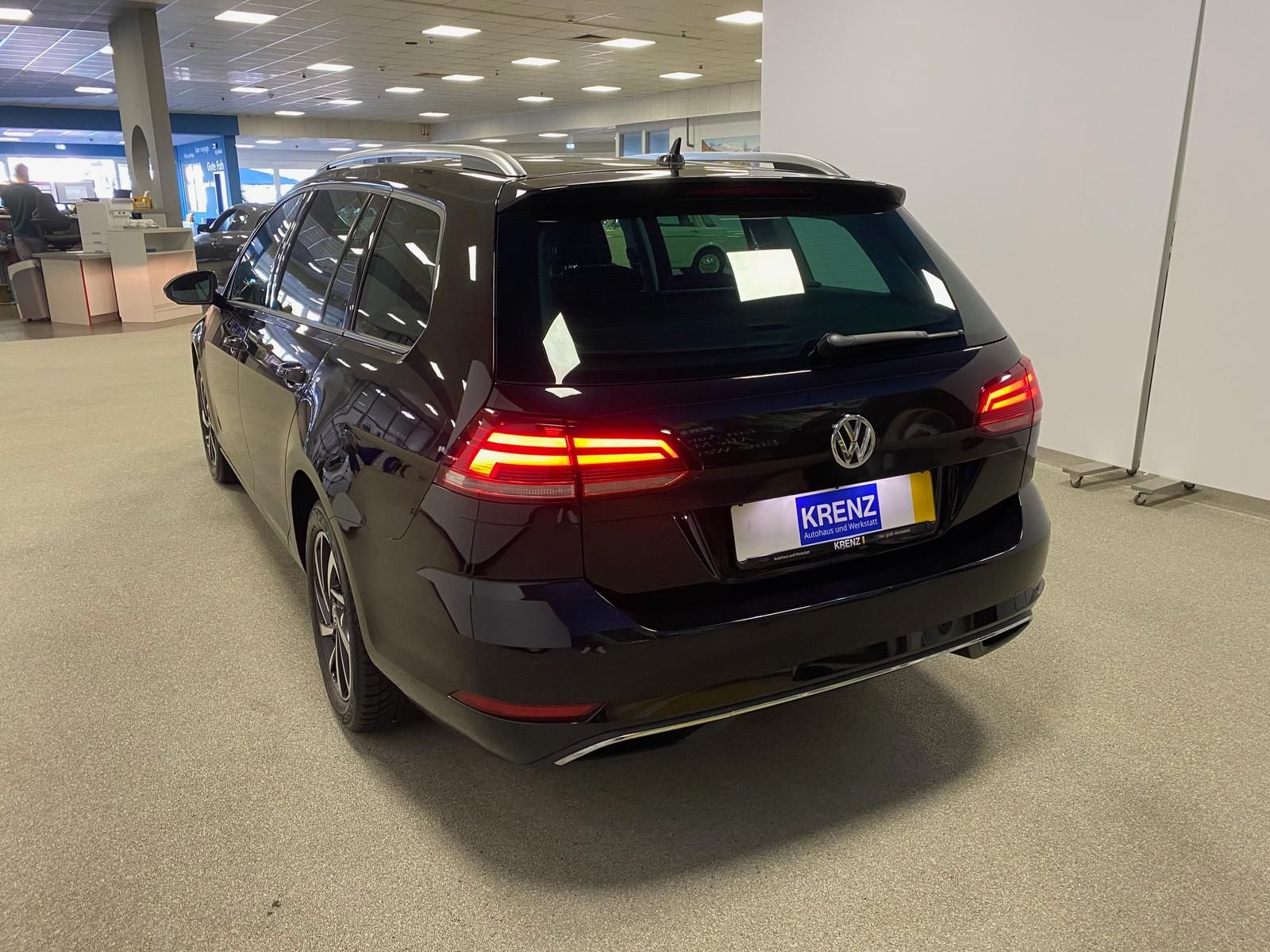 Fahrzeugabbildung Volkswagen Golf Variant VII 1.0 TSI Join+APP+ALLWETTER+NAVI