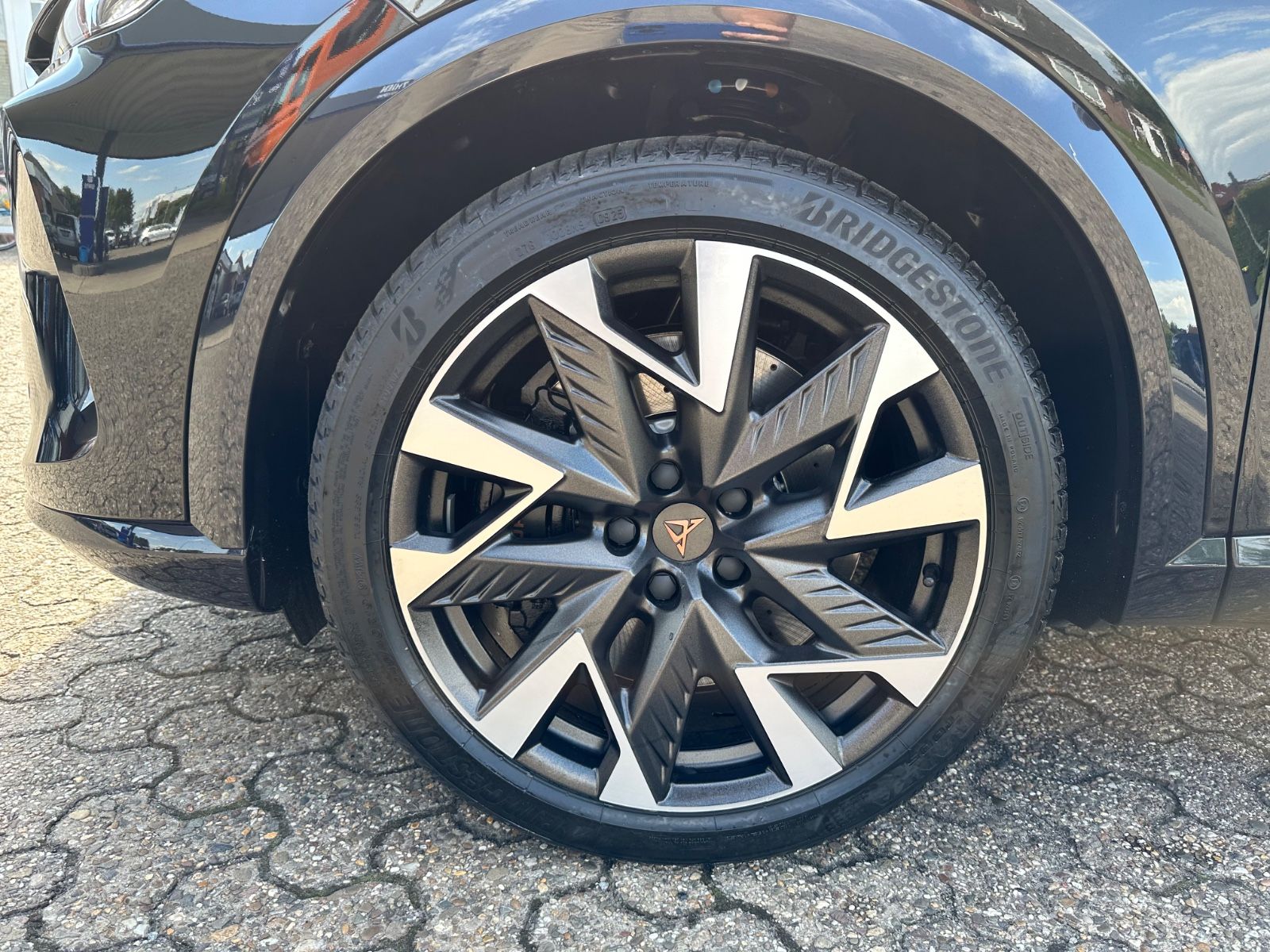 Fahrzeugabbildung CUPRA Formentor VZ 2.0 TSI 4Drive ACC/AHK/CarPlay