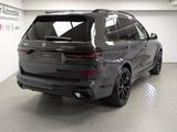 BMW X7 xDrive40d M Sportpaket Pro / Exklusiv Paket / - BMW X7: M